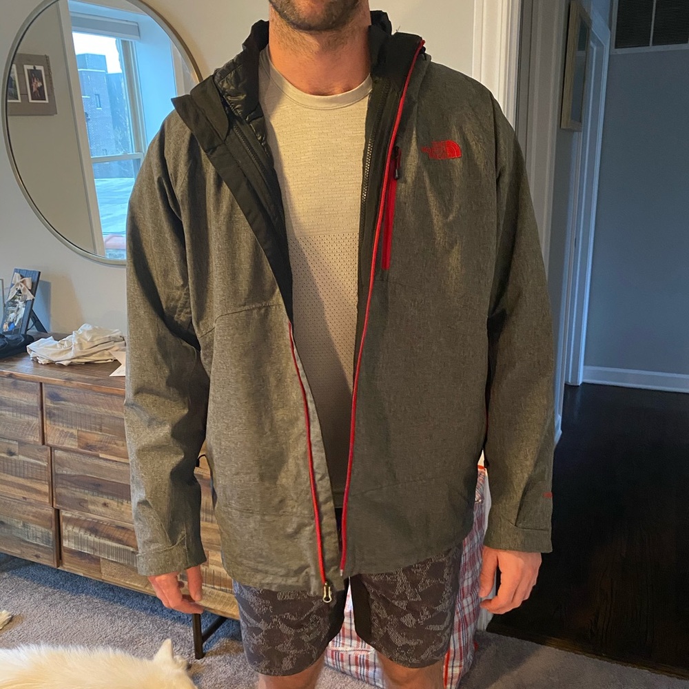 North Face 3 in 1 thermoball triclimate jacket